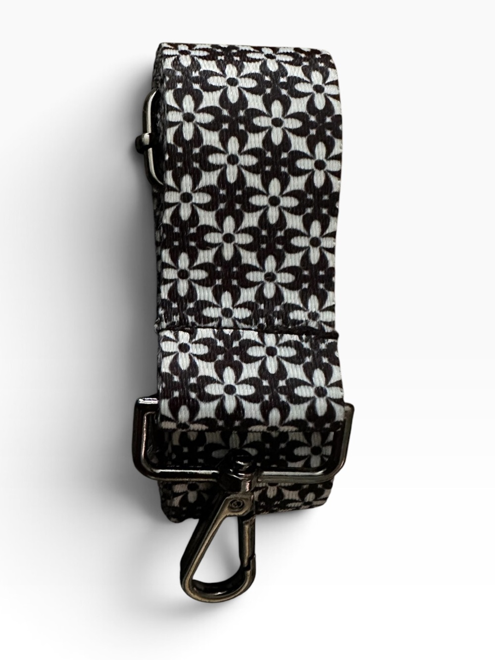 NWOT Adjustable Black & White Floral Pattern Strap Guitar & Bag Crossbody 52β